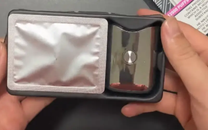 Gogo Shock E12000 ポッド型電子タバコ本体 Vapeデバイス | Elfbar Japan通販店 GOGO Shock E12000 本体